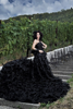 Gambar Black Gothic Couture Straples Wedding Dress Cathedral Long Train