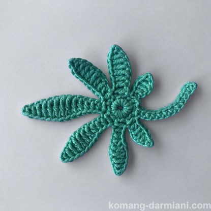 Gambar Crochet Leaf  - seven part - turquoise
