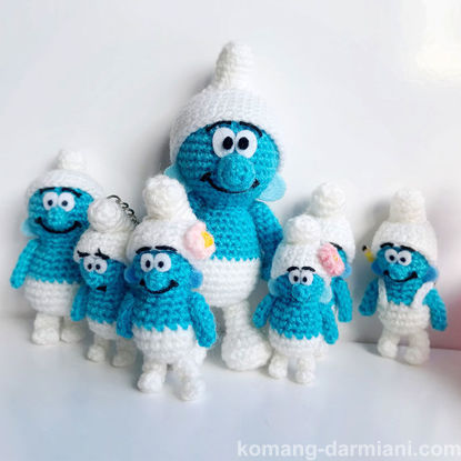 Gambar Cheerful Blue Companions Crochet Fantasy Friends Amigurumi Set