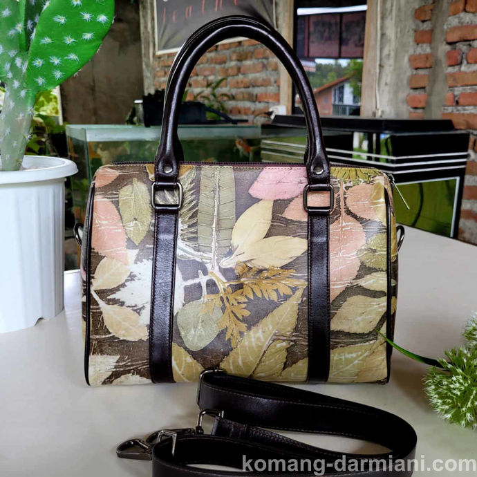 Gambar Botanical Bliss Brown Green Leather Handbag | Komang Darmiani